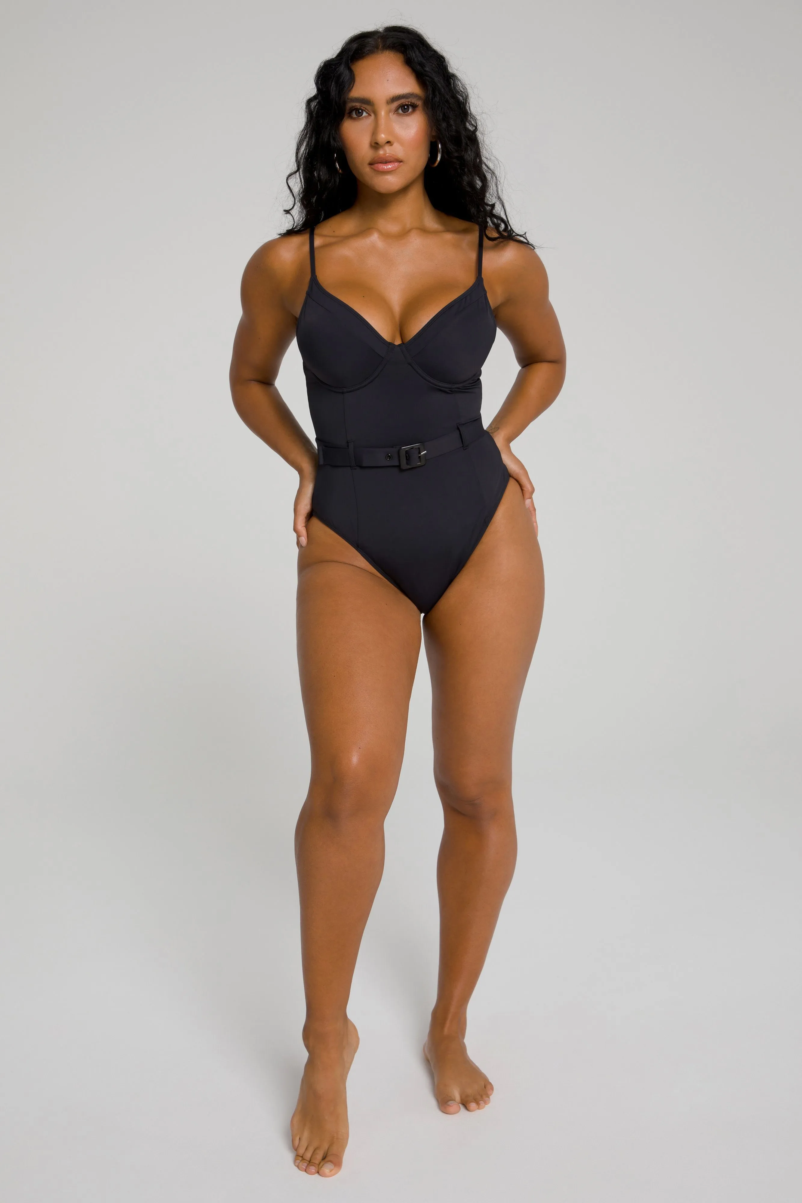 SHOWOFF ONE-PIECE | BLACK001