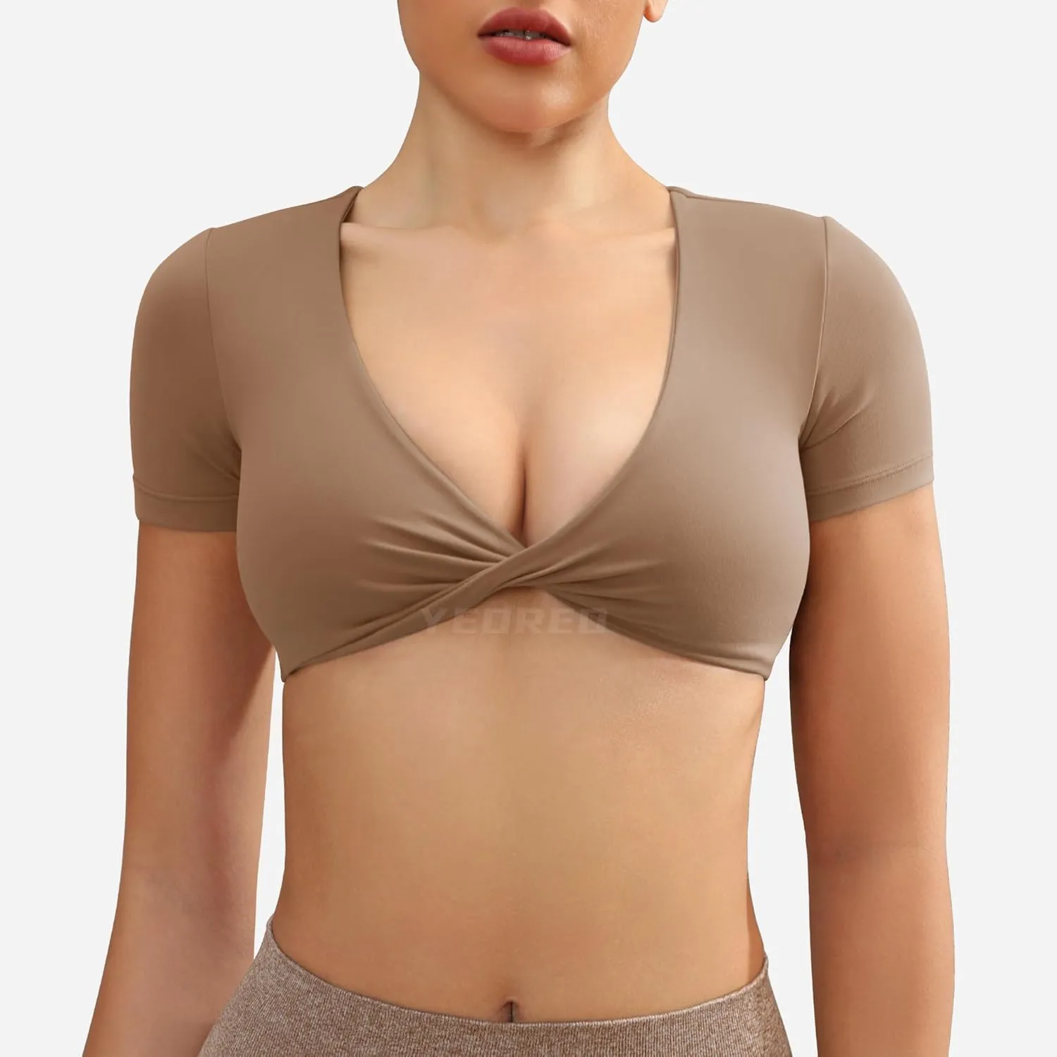 YEOREO Kyla Workout Crop Tops for Women Short Sleeve Twist Front Crop Tank Top Padded Sports Bra Casual Shirts